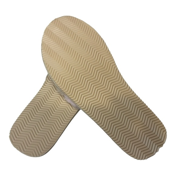 L*SPACE Cloud Slippers Size M/L - Picture 5 of 7